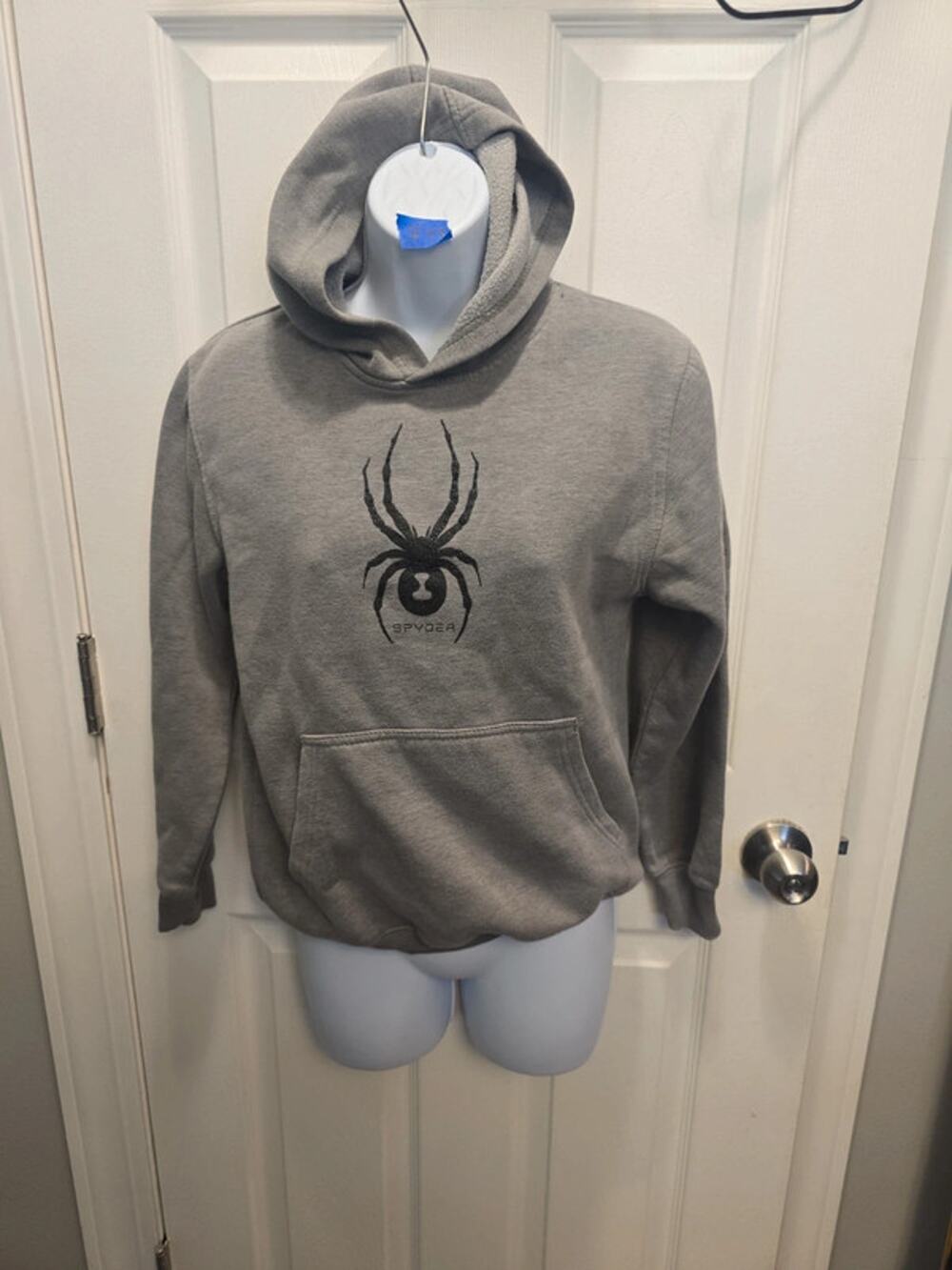 V43 Spyder grey hoodie- with spider super soft size large 14/16